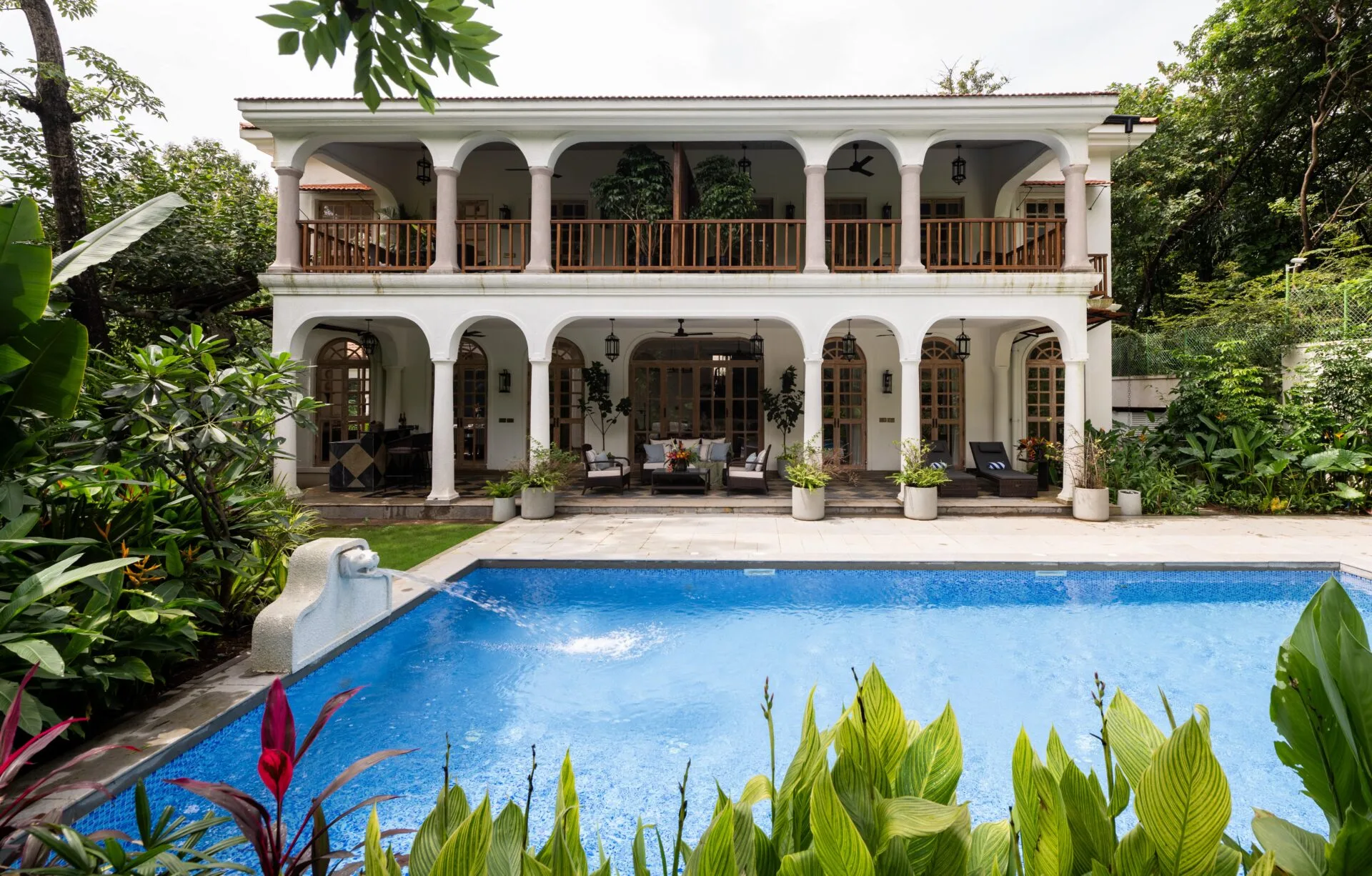 Villa Floresta pool view and arches in North Goa